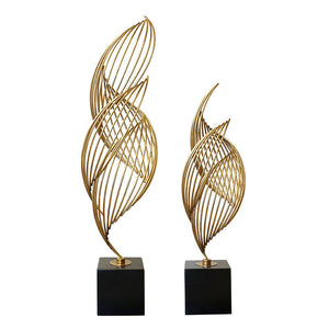 Élégance Statue de Décoration en Marbre avec Ornements en Coquille