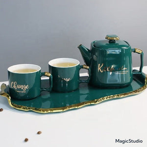 Service cafe en ceramique avec plateau une théière et 4 tasses