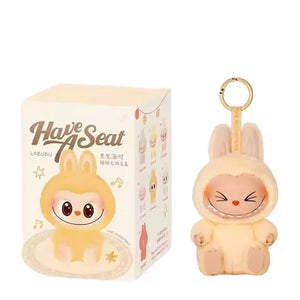 Labubu Surprise – La peluche fashion qui te choisit (Stock limité !)