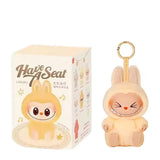 Labubu Surprise – La peluche fashion qui te choisit (Stock limité !)