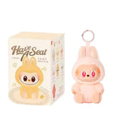 Labubu Surprise – La peluche fashion qui te choisit (Stock limité !)